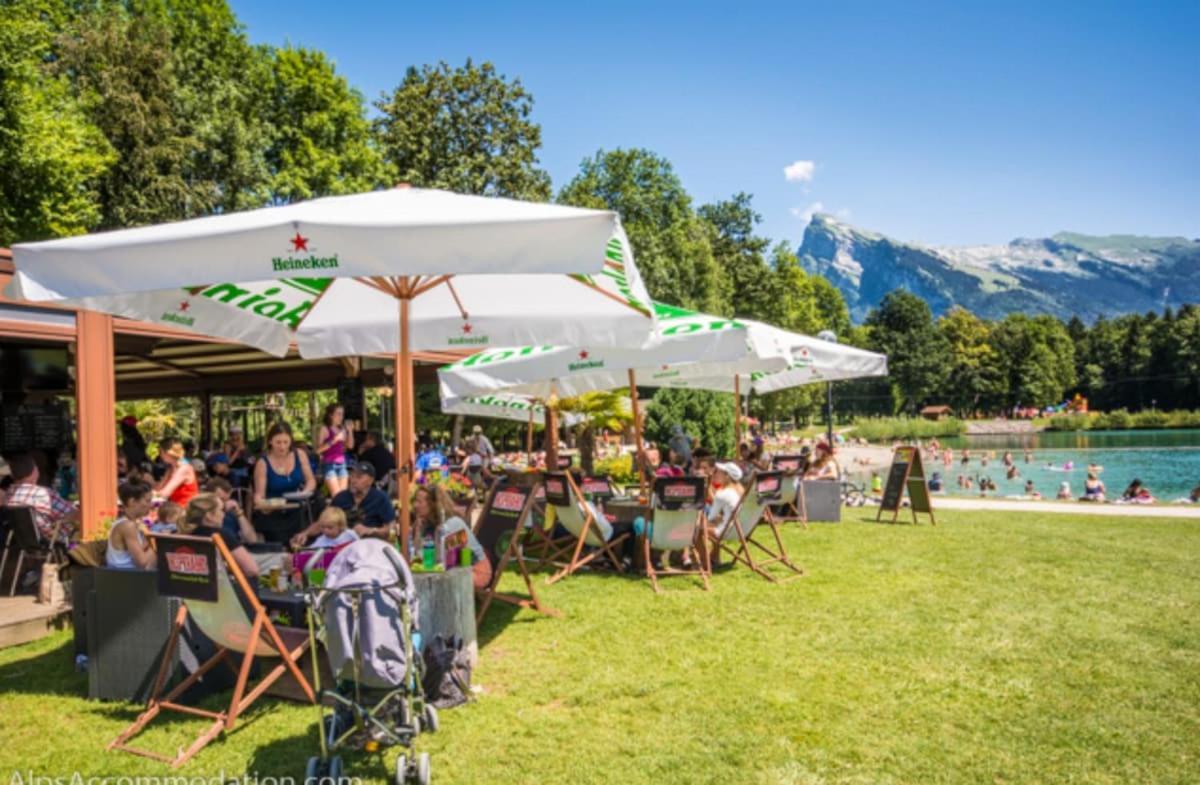 Bungalow 3 Chambres Pour 6 Pers Avec Climatisation Camping 3 Etoiles Samoëns Buitenkant foto