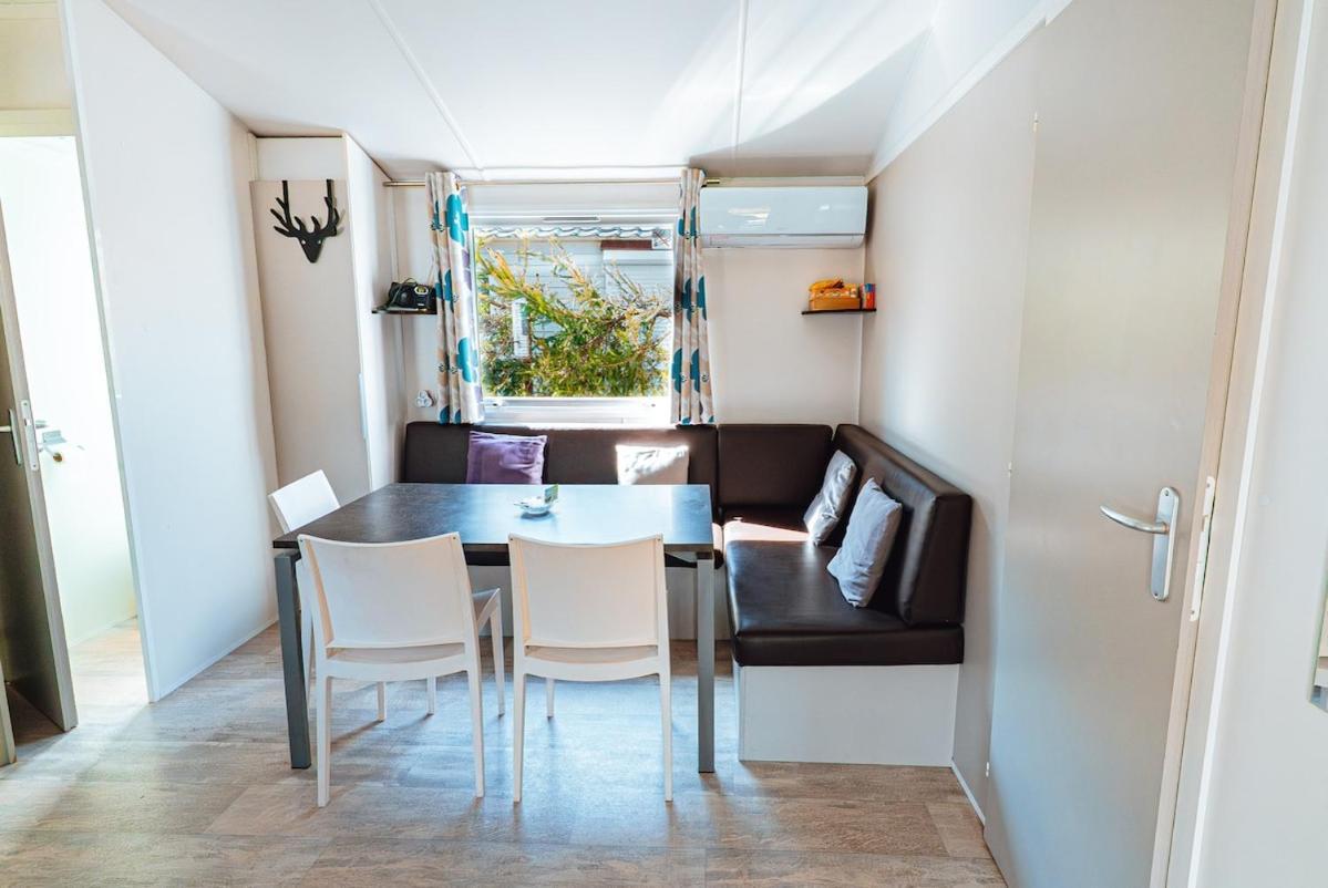 Bungalow 3 Chambres Pour 6 Pers Avec Climatisation Camping 3 Etoiles Samoëns Buitenkant foto