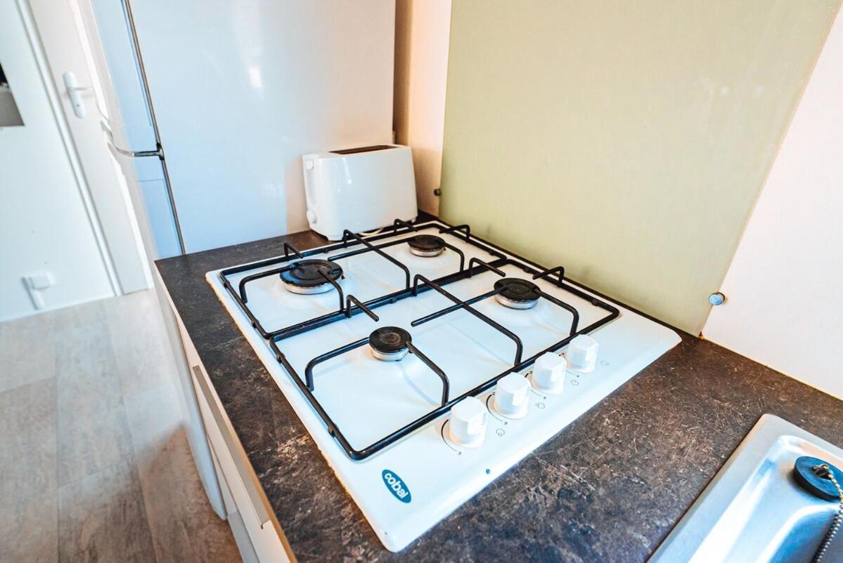Bungalow 3 Chambres Pour 6 Pers Avec Climatisation Camping 3 Etoiles Samoëns Buitenkant foto