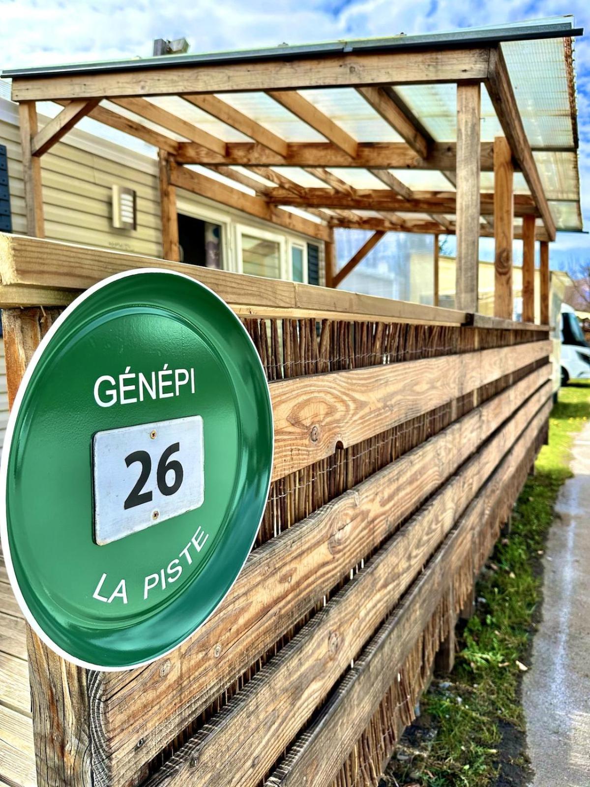 Bungalow 3 Chambres Pour 6 Pers Avec Climatisation Camping 3 Etoiles Samoëns Buitenkant foto